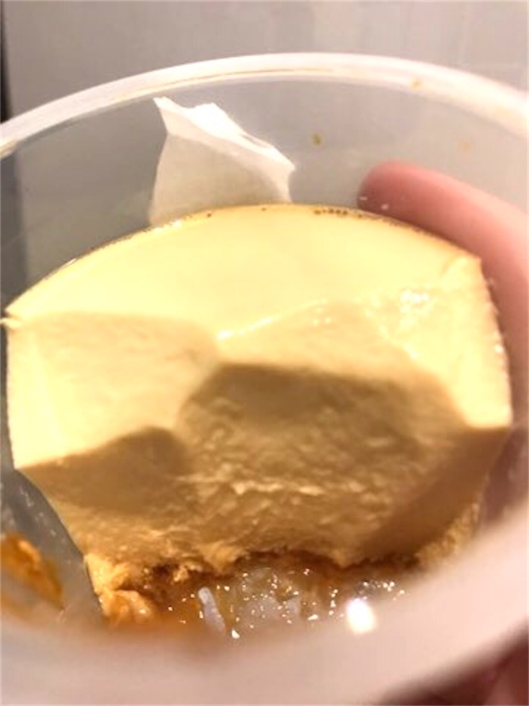 ファミリーマート　カラメル味わう濃い旨プリン