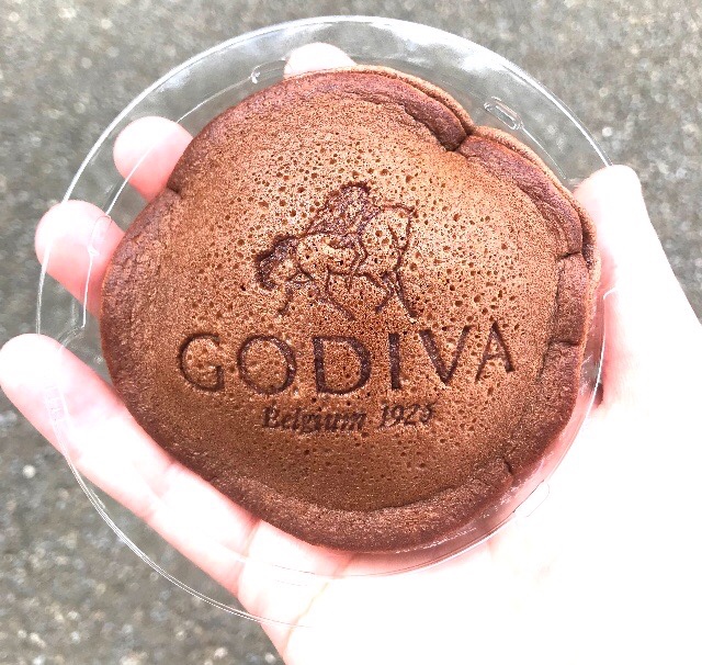 ローソン　どらもっち　ドゥーブルショコラ  LAWSON ウチカフェ　GODIVA ゴディバ　カロリー　新商品　実食　レビュー