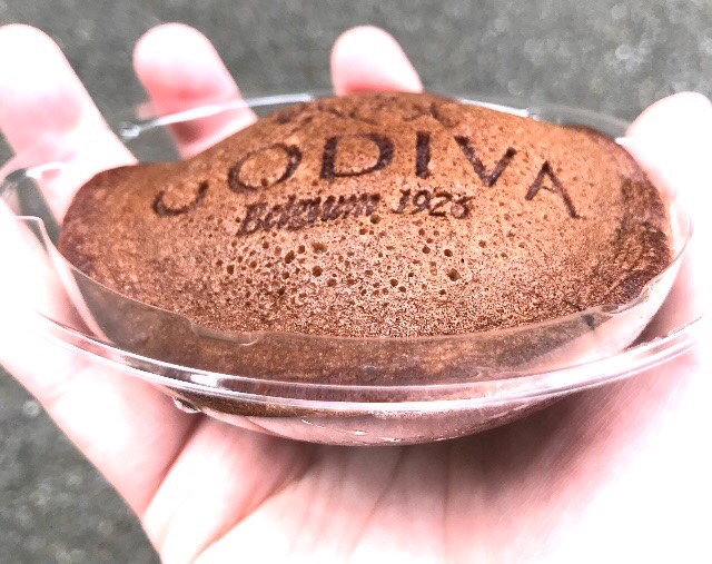 ローソン　どらもっち　ドゥーブルショコラ  LAWSON ウチカフェ　GODIVA ゴディバ　カロリー　新商品　実食　レビュー