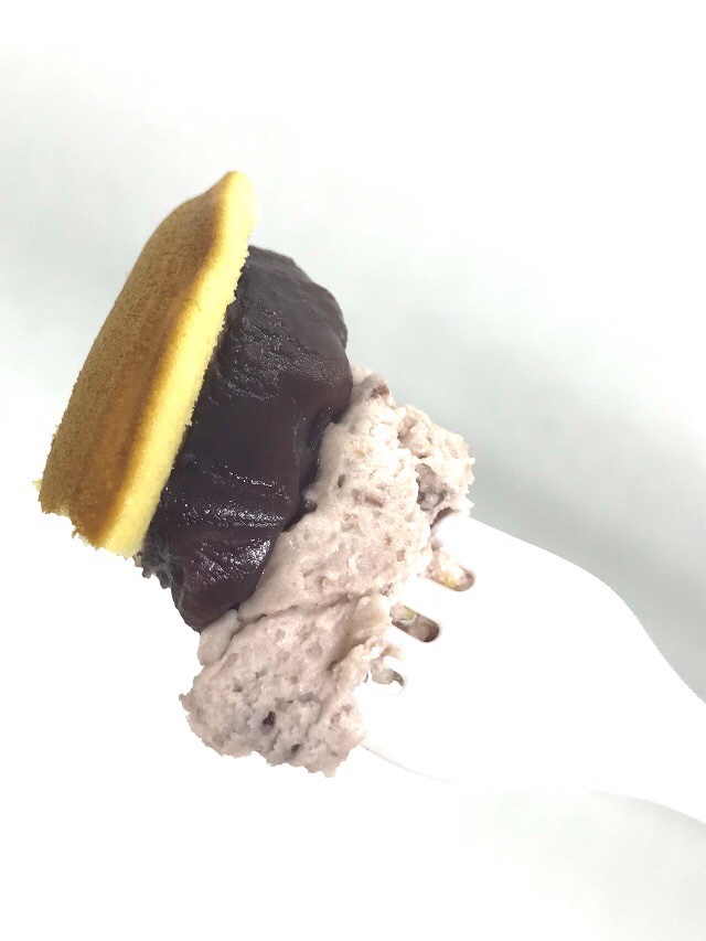 粒あん&餡ホイップの生どら焼き セブンイレブン カロリー 実食 レビュー