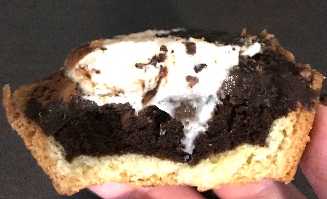 ショコラタルト GODIVA ゴディバ ローソン ブログ カロリー 口コミ