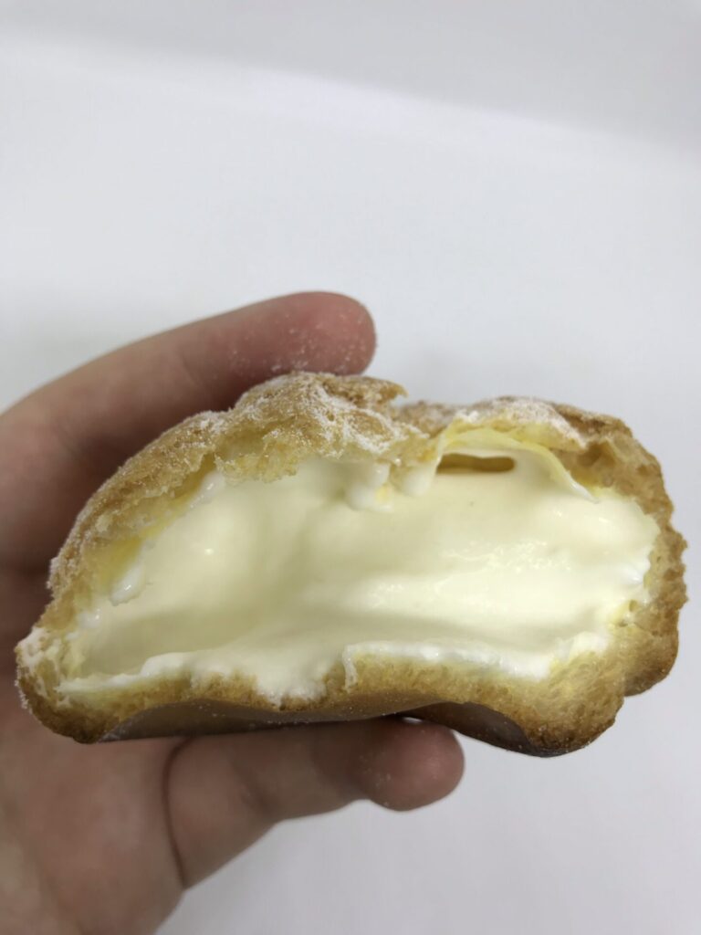 北海道牛乳のミルクシュー ファミリーマート ブログ 実食