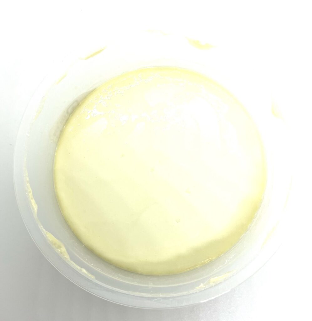 familymart-sweets-fresh-pudding-melon-special-up-two