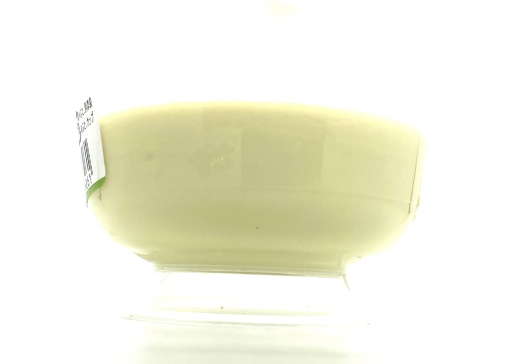 familymart-sweets-fresh-pudding-melon-special-side