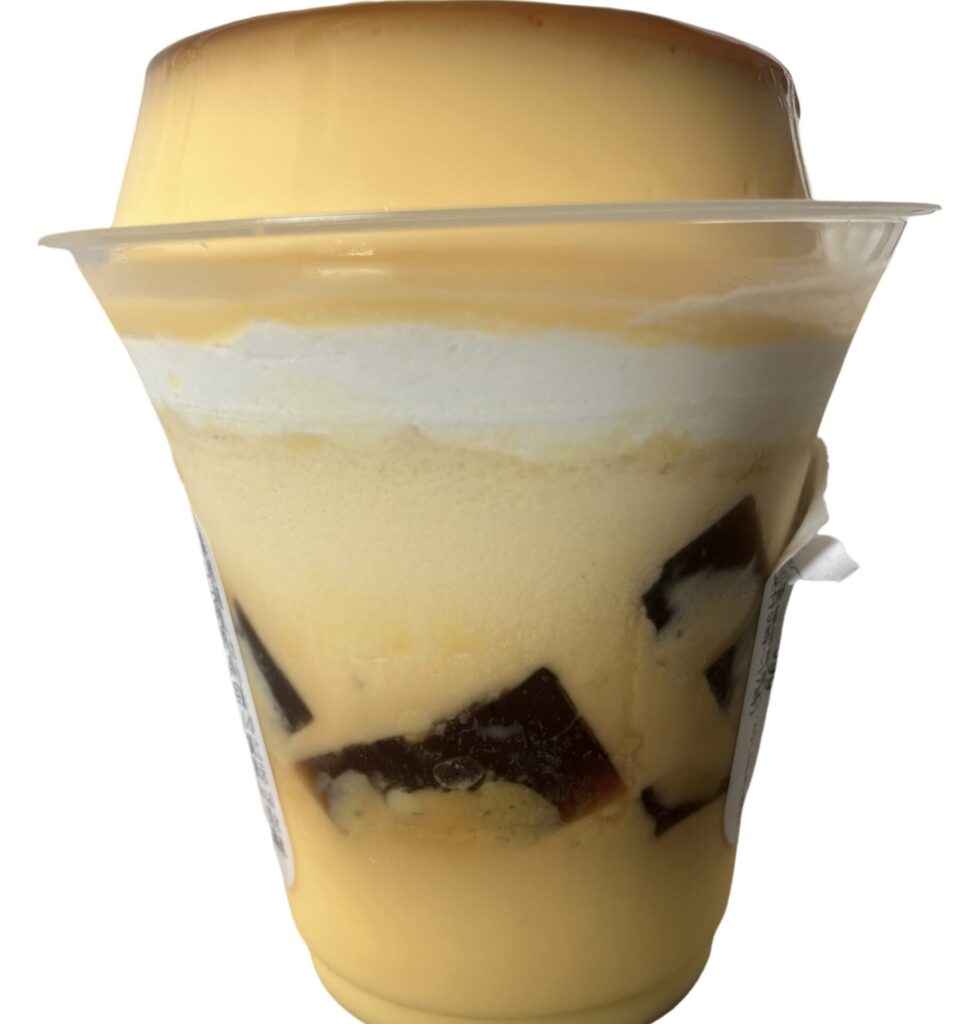 familymart-sweets-pudding-parfait-side