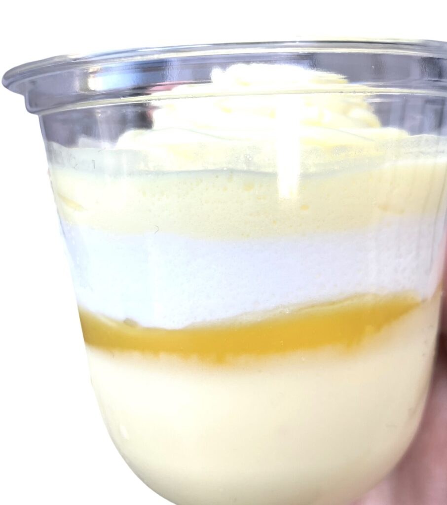 seveneleven-cheese-lemon-cake-side