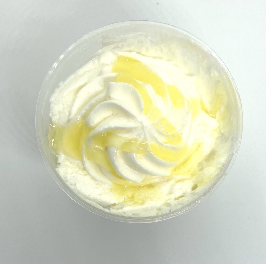 seveneleven-milk-pudding-lemon-sauce-up