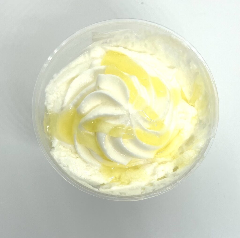 seveneleven-milk-pudding-lemon-sauce-up