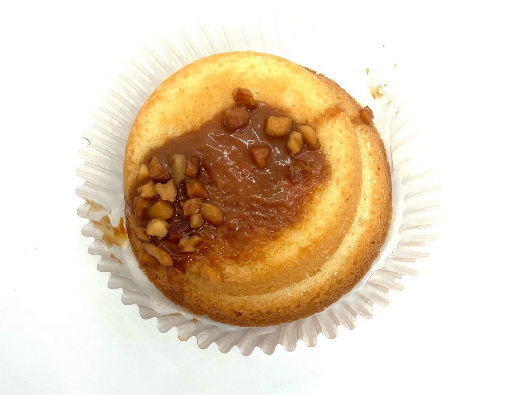 familymart-sweet-caramel-chiffon-financier-up