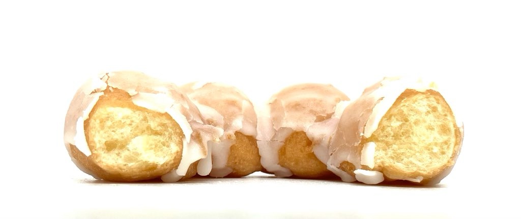 seveneleven-mochi-mochi-donut-sugar-coating-eating 