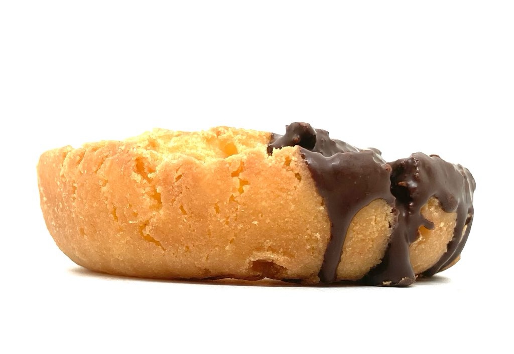 seveneleven-old-fashioned-doughnut-chocolate-side