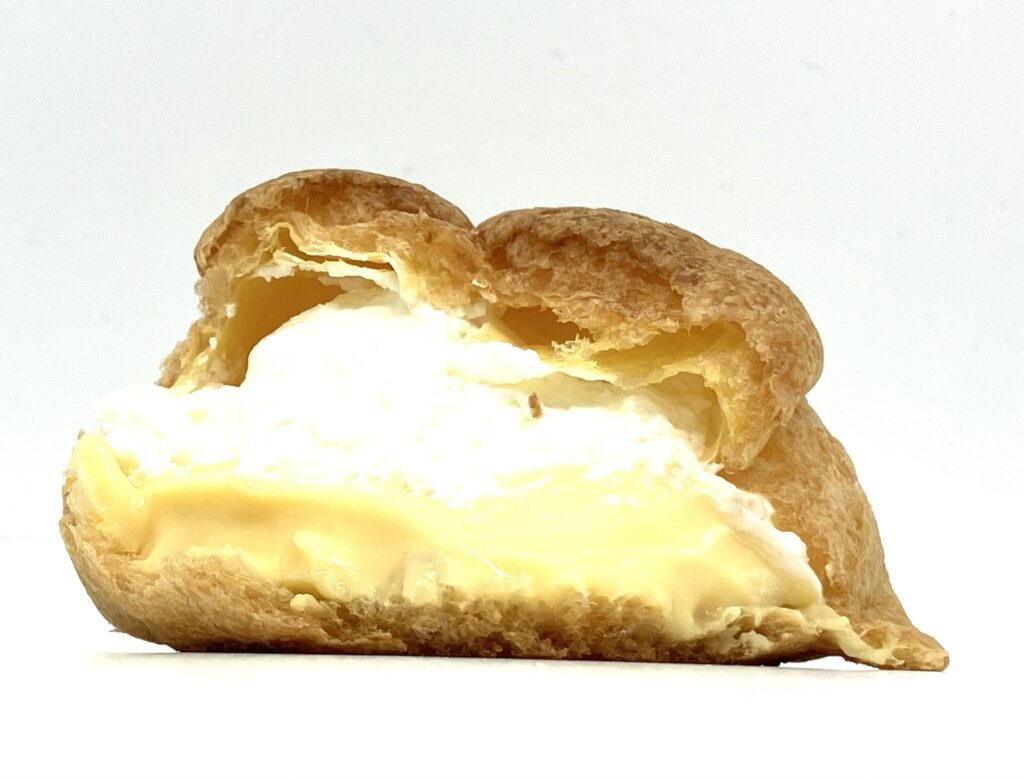 seveneleven-custard-whipped-cream-puff-eating 