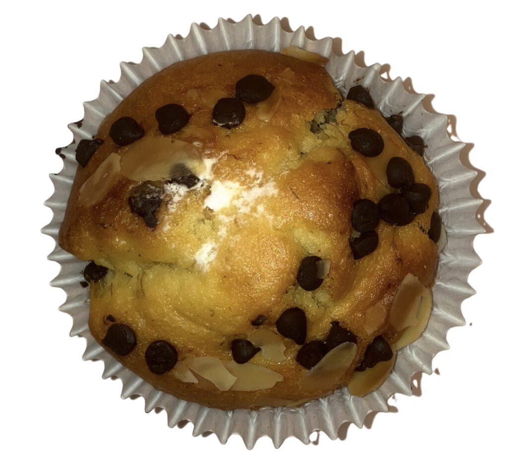 familymart-sweet-banana-muffin-up