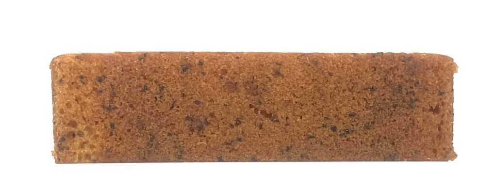 familymart-sweet-tea-apple-pound-cake-side