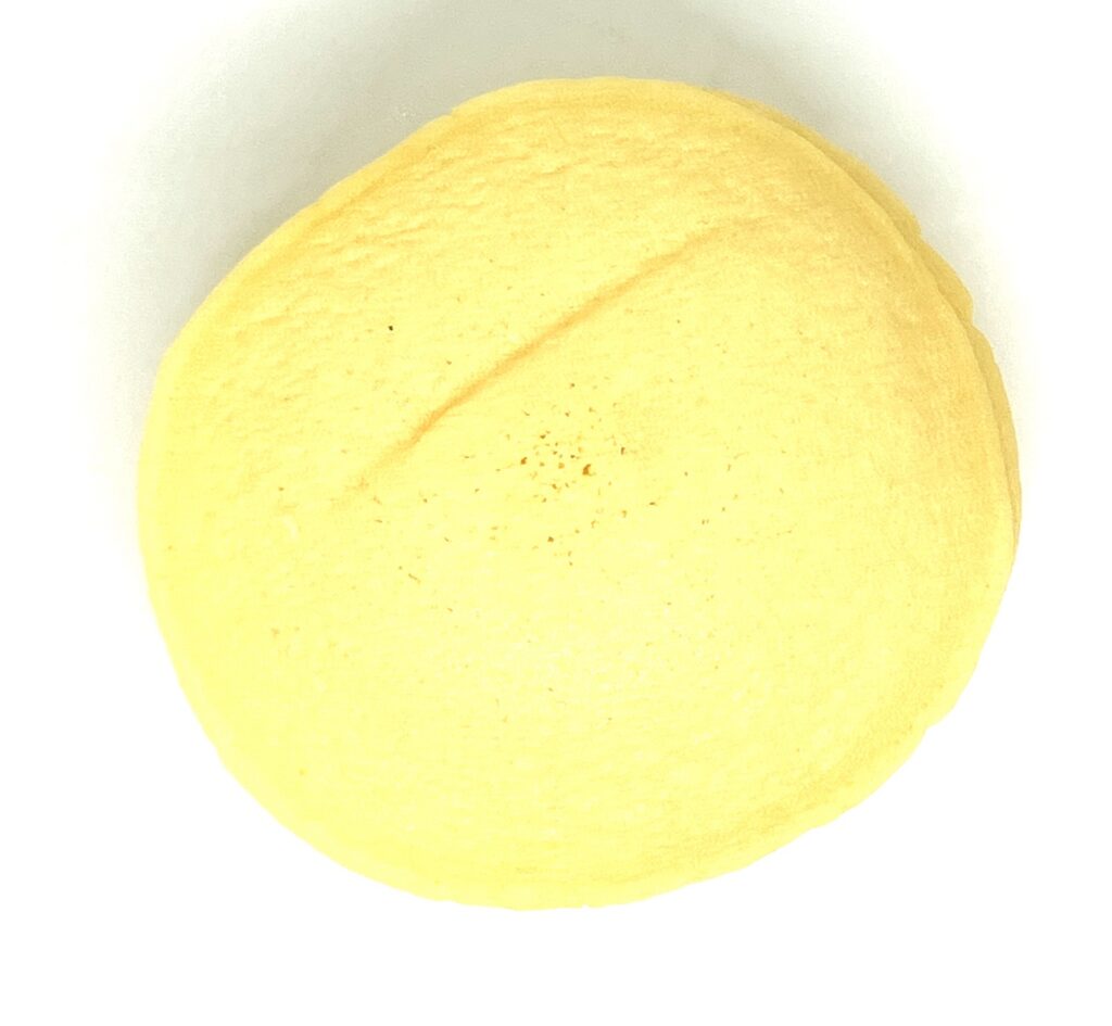 familymart-sweet-banana-pancake-fully-ripe-up