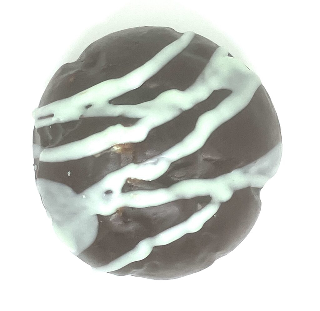 familymart-sweet-choco-mint-cream-puff-up