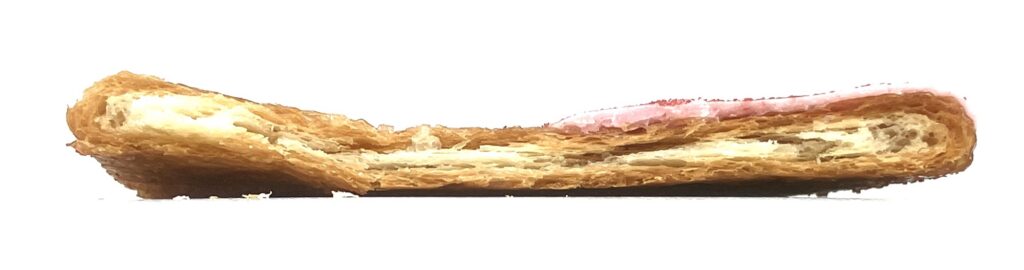 seven-eleven-sweets-strawberry-crispy-croissant-eating