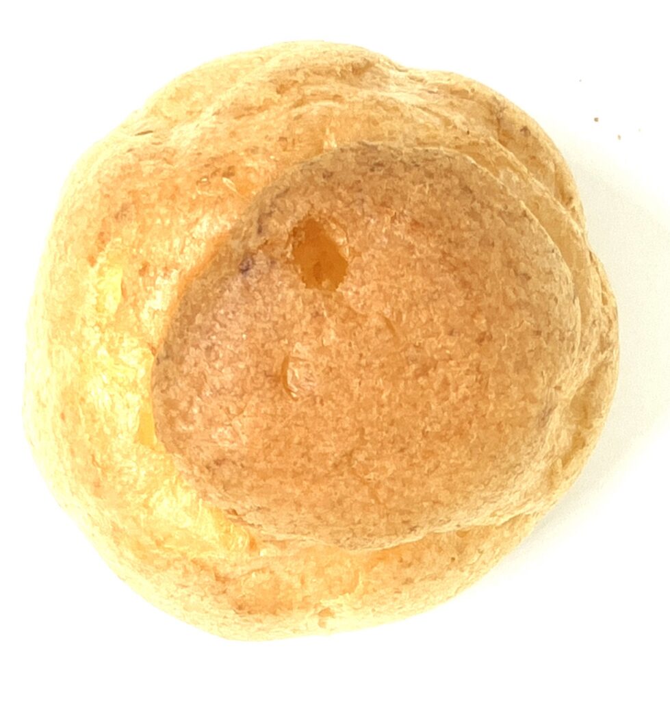 seven-eleven-sweets-salt-caramel-cream-puff-cal