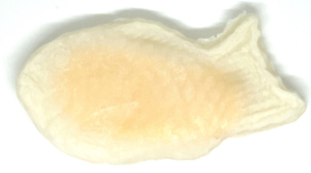 seven-eleven-sweets-white-chewy-taiyaki-custard-up