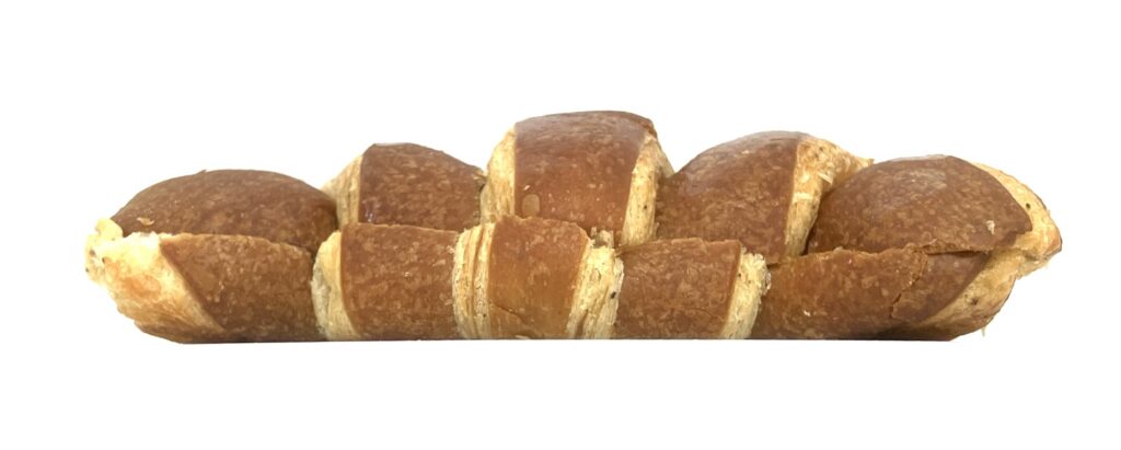 familymart-sweets-earl-gray-croissant-side
