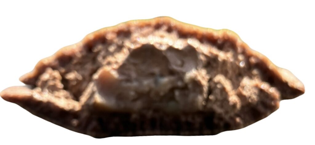 lawson-sweets-godiva-marron-chocolat-eating 