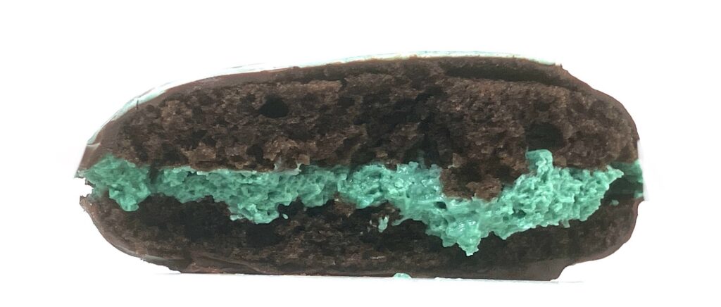 seven-eleven-sweets-chocolate-mint-cocoa-eating 