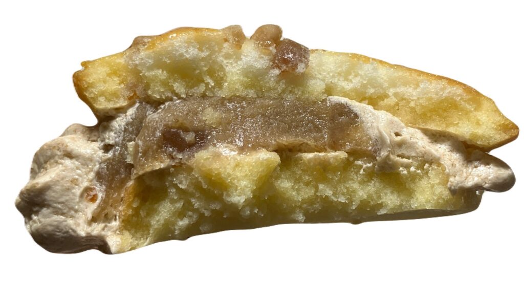 seven-eleven-sweets-baked-chestnut-sandwich-eating