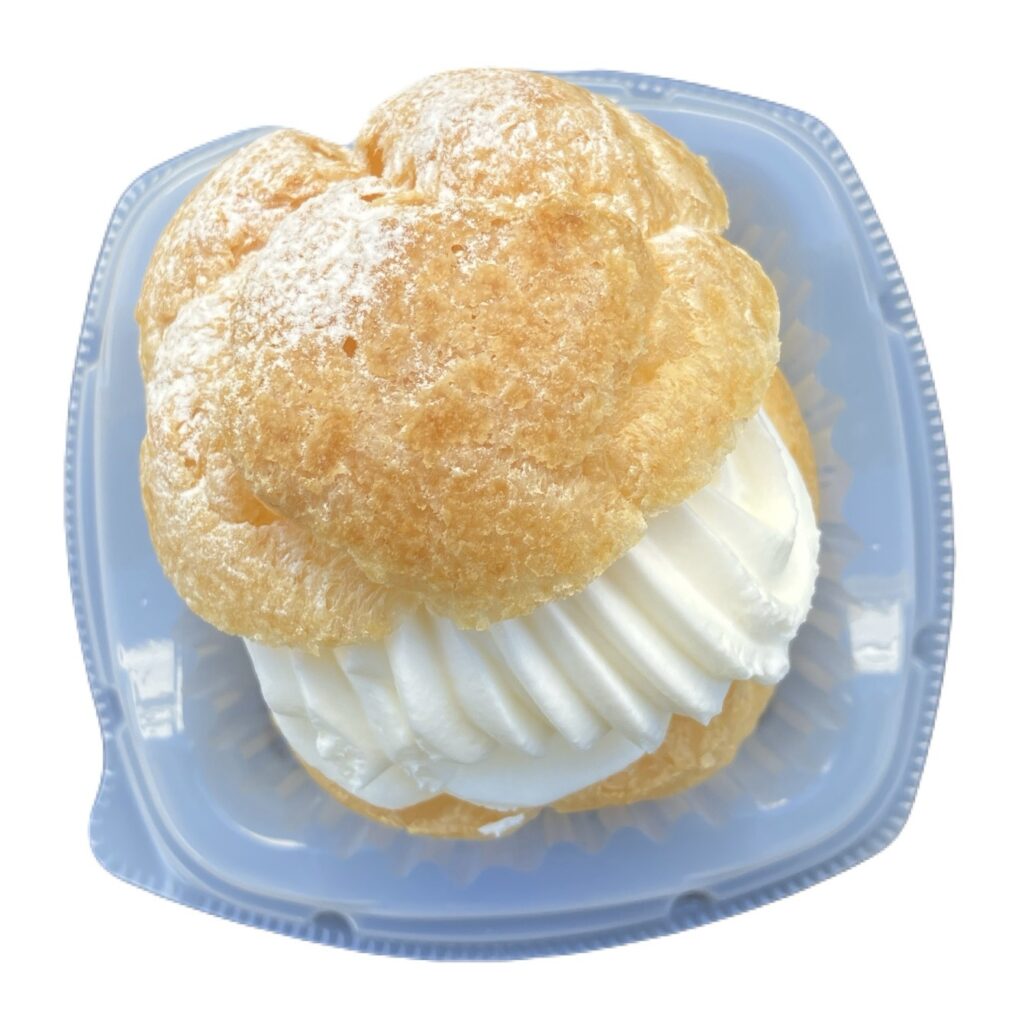 lawson-sweets-cream-puff-yogurt-cream-up