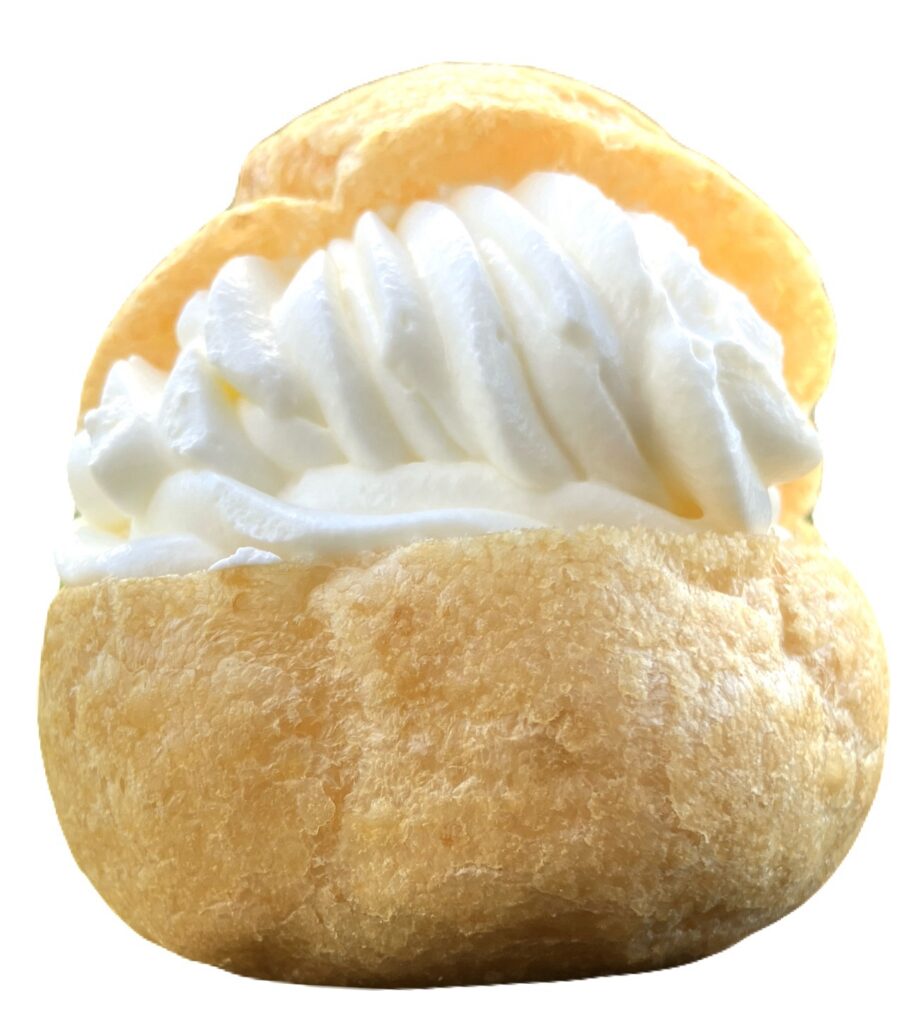 lawson-sweets-cream-puff-yogurt-cream-side