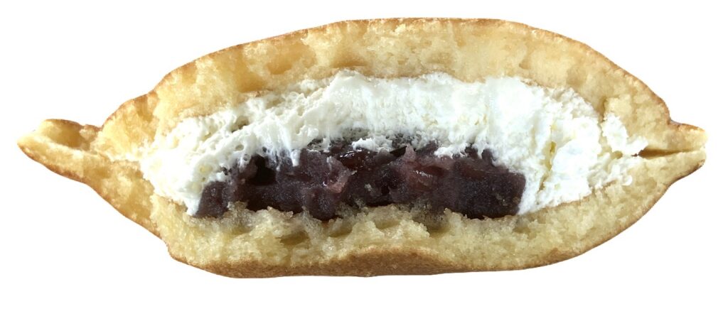 lawson-sweets-dorayaki-anko-whipped-cream-package-eating 