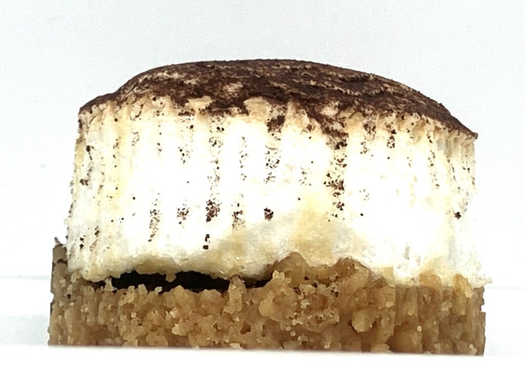 seven-eleven-marshmallow-chocolate-biscuit—side
