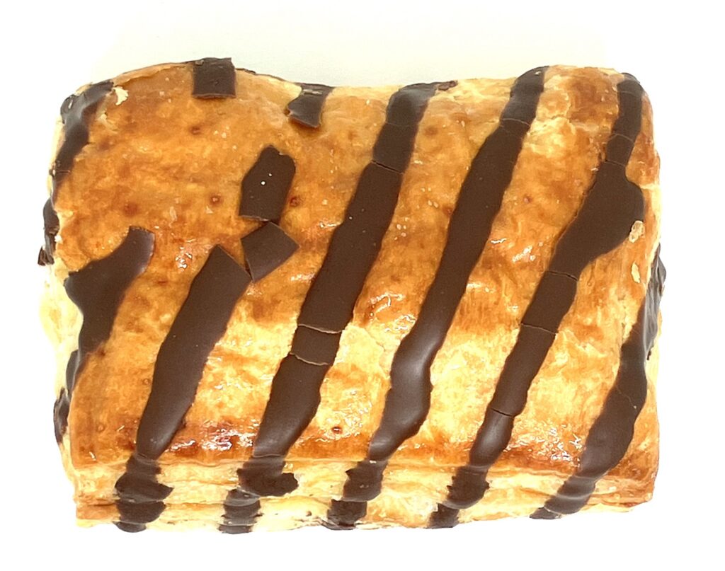 familymart-sweets-apple-pie-custard-cream-chocolate-up