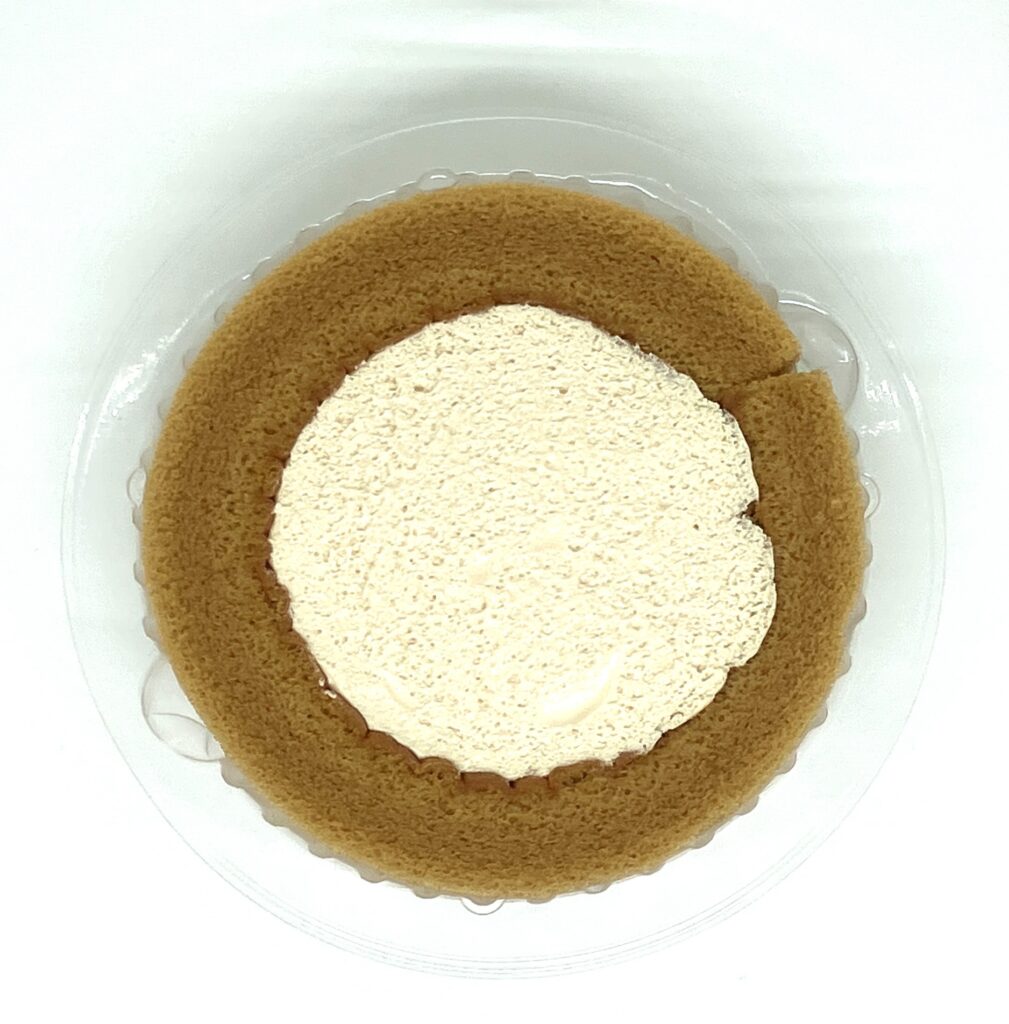 lawson-sweets-roll-cake-milk-tea-up