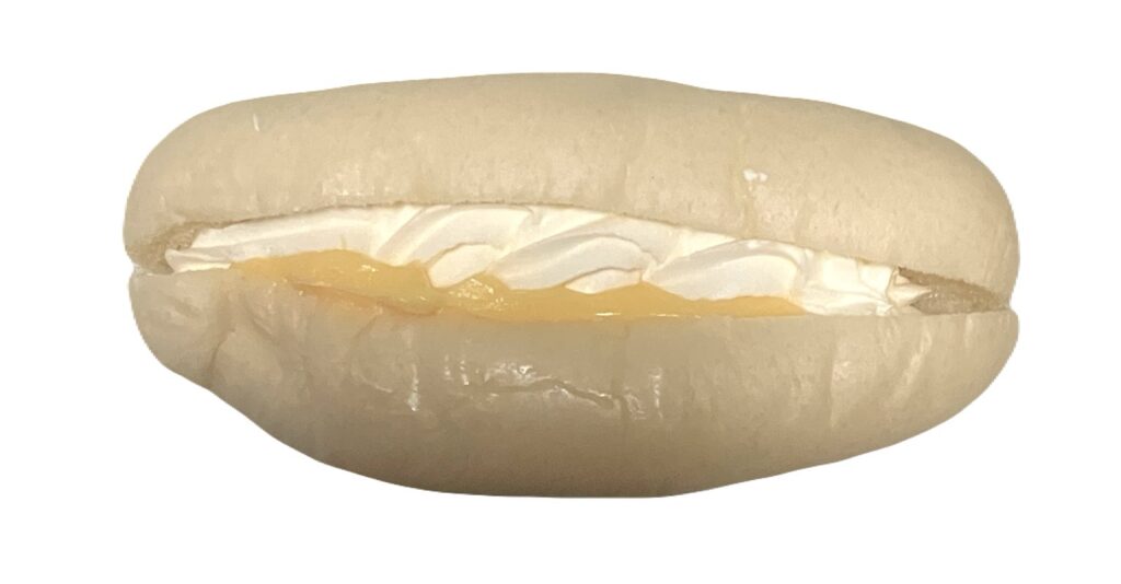 seven-eleven-custard-cream-whipped-cream-up