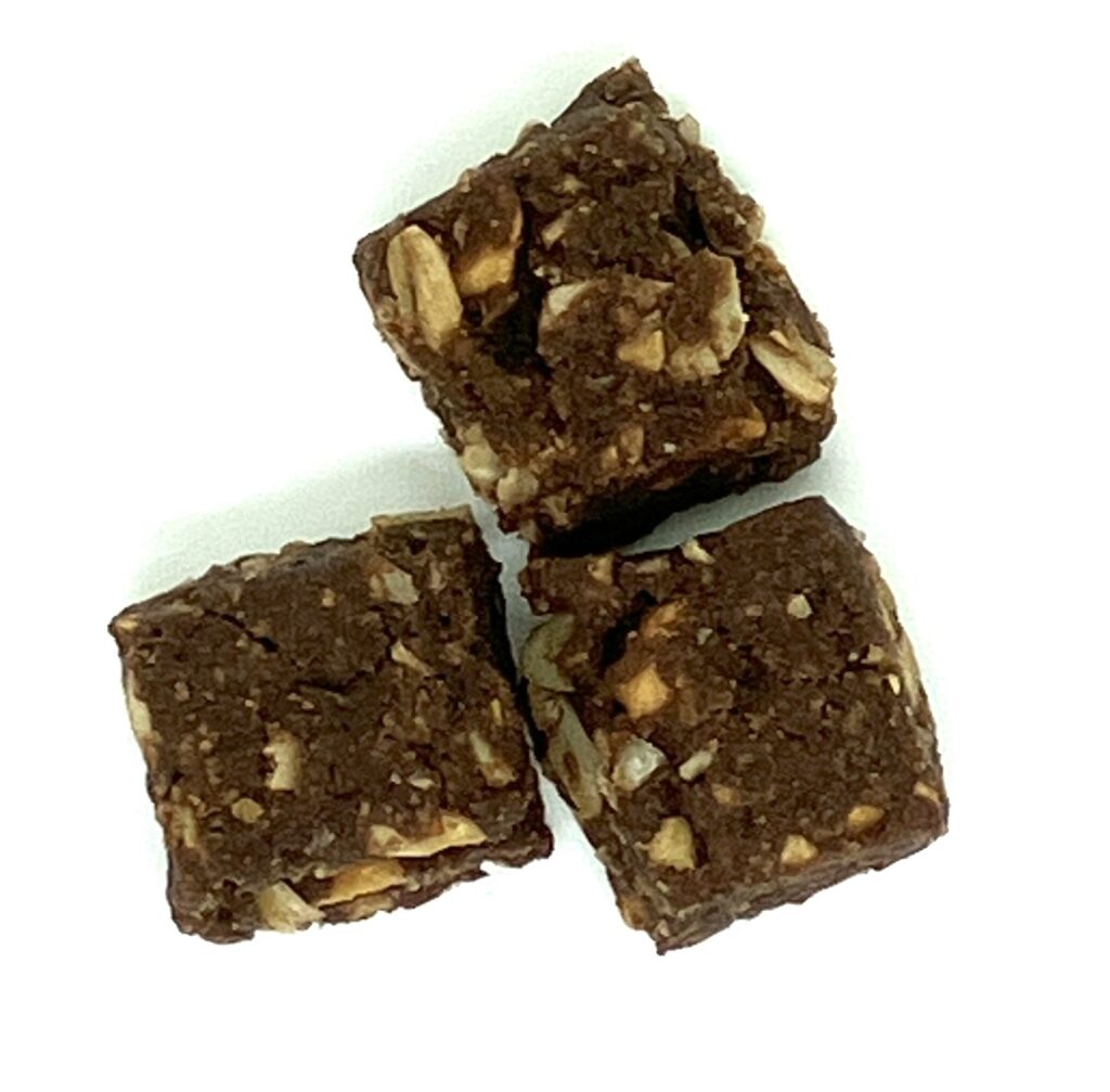 seven-eleven-hazelnut-cocoa-biscuit-up