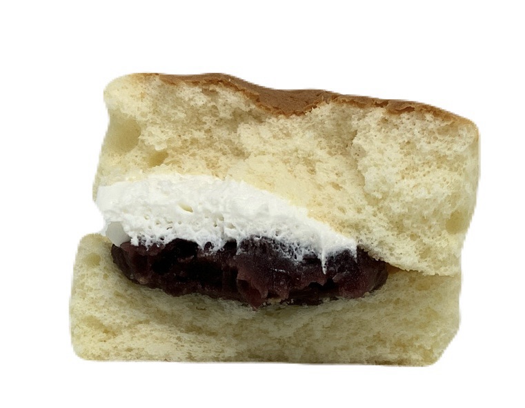 seven-eleven-pancakes-red-beans-whipped-cream-eating