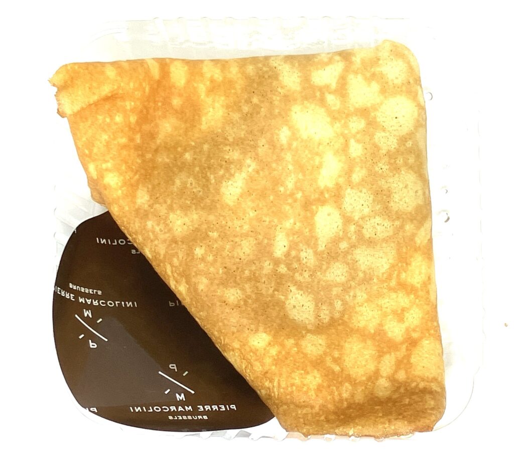 familymart-sweets-chocolate-cream-pear-crepe-up