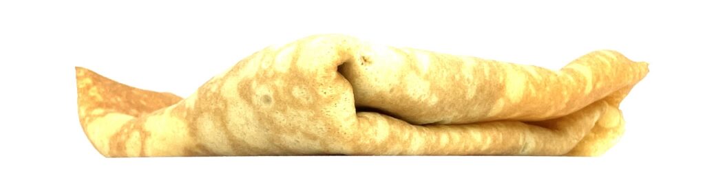 familymart-sweets-chocolate-cream-pear-crepe-side