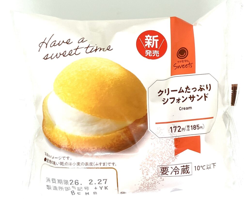 familymart-sweets-cream-chiffon-sand-package