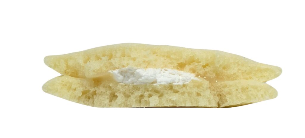 familymart-sweets-milk-cream-pancake-eating 