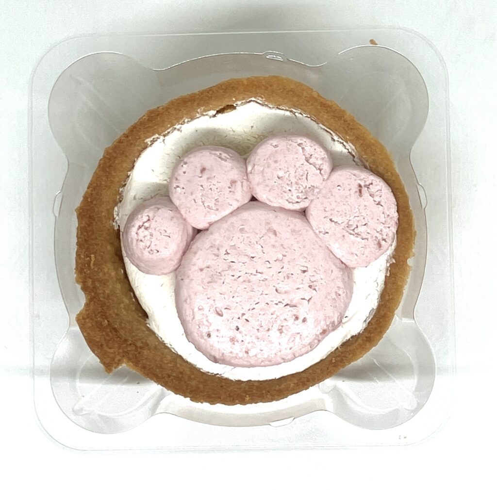familymart-sweets-strawberry-chocolate-tarte-up