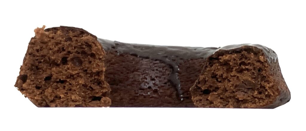 seven-eleven-chocolate-baked-cake-eating