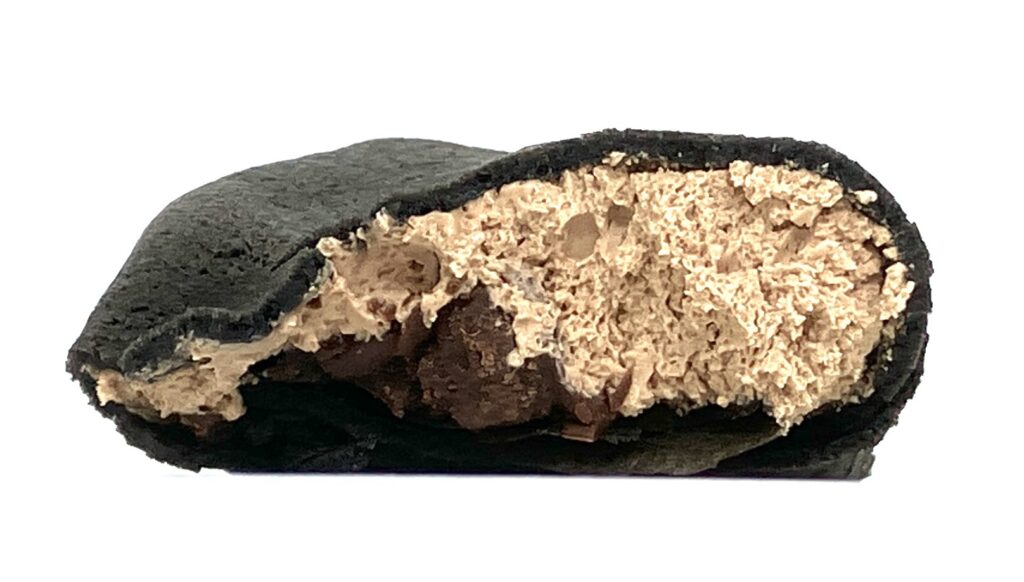 familymart-sweet-black-thunder-chocolate-crepe-eating 