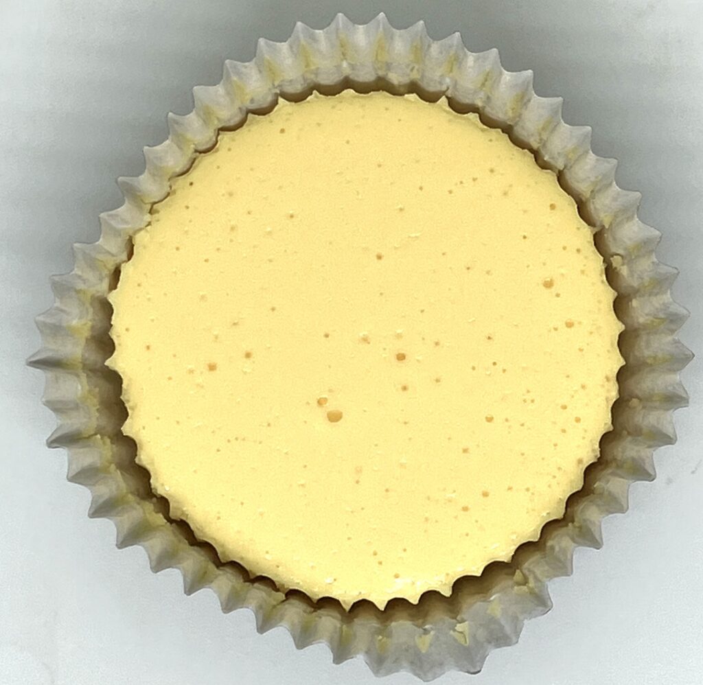 familymart-sweet-cheesecake-up