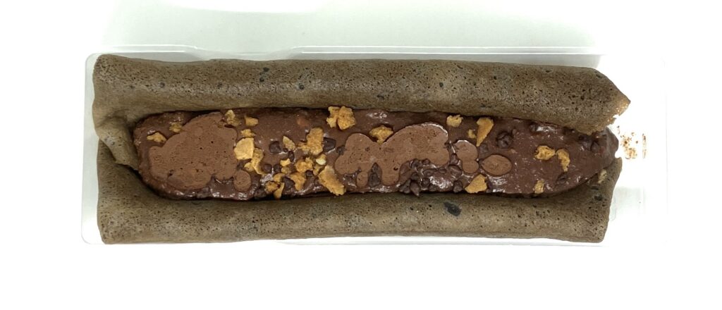 familymart-sweet-crepe-chocolate-almond-puffed-grains-up