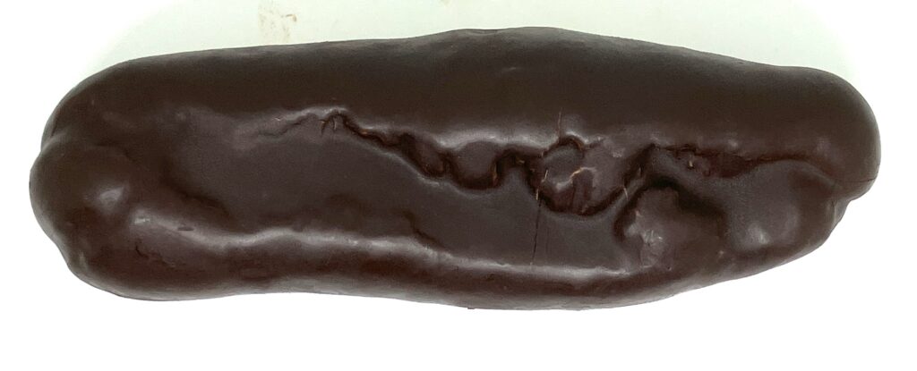 familymart-sweet-custard-eclair-up