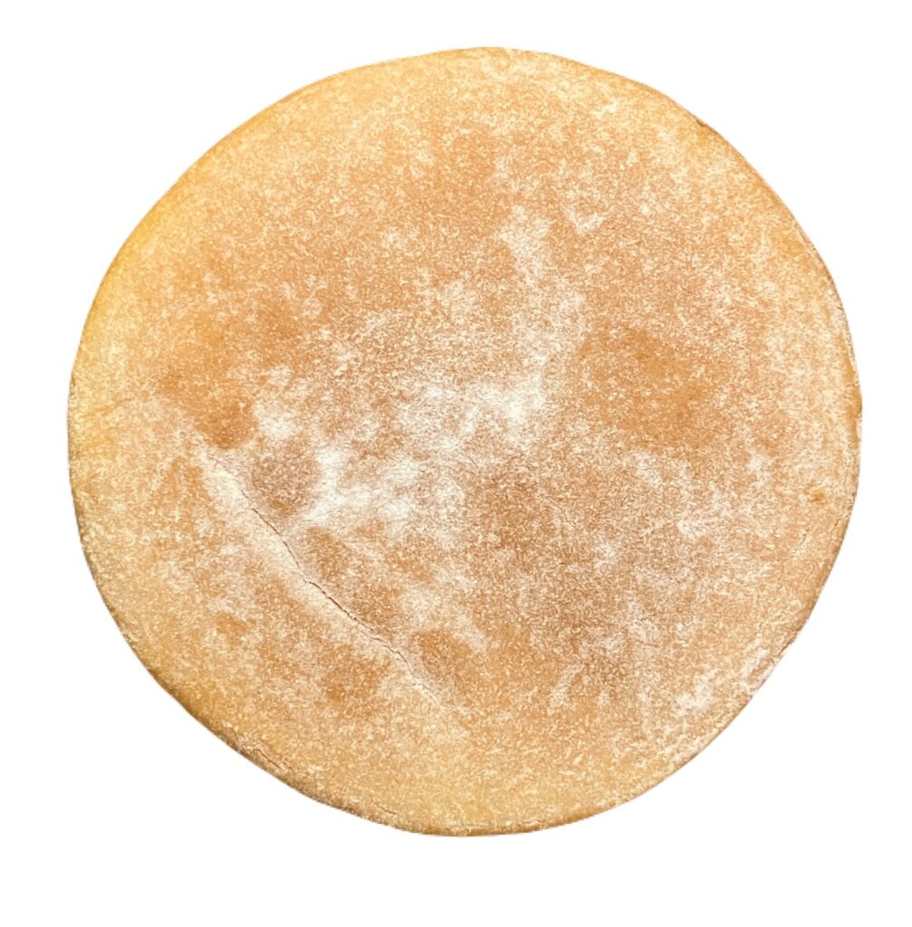 seveneleven-sweets-milk-cream-sandwich-up