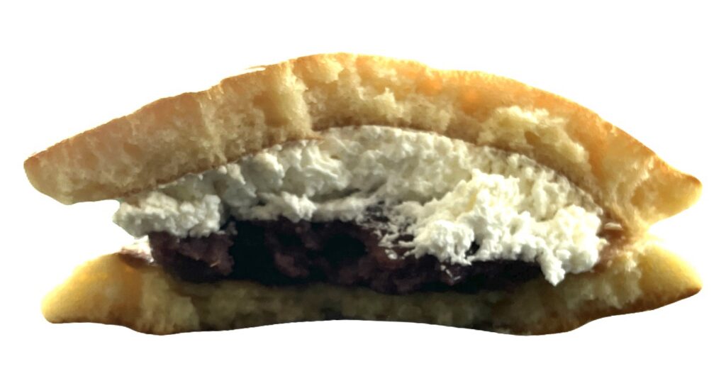 seveneleven-sweets-pancake-red-bean-paste-whipped-cream-eating