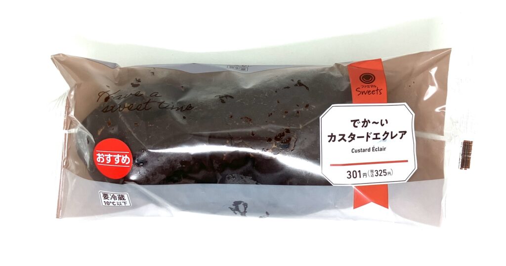 familymart-sweet-big-custard-eclair-package