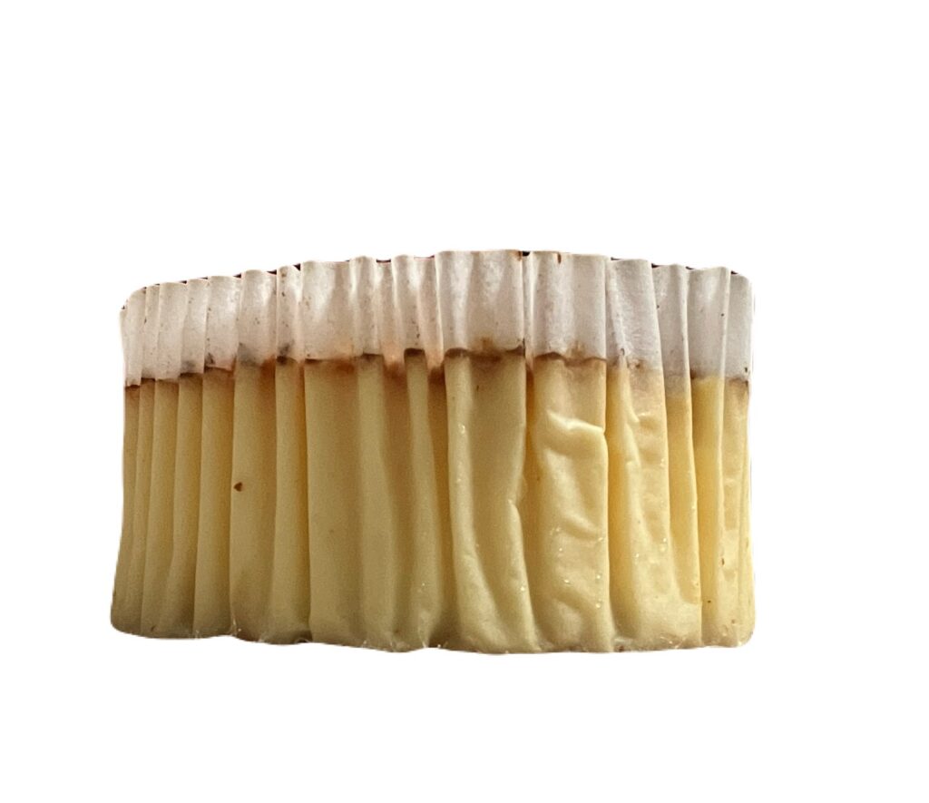 lawson-sweets-basque-cheesecake-51-side
